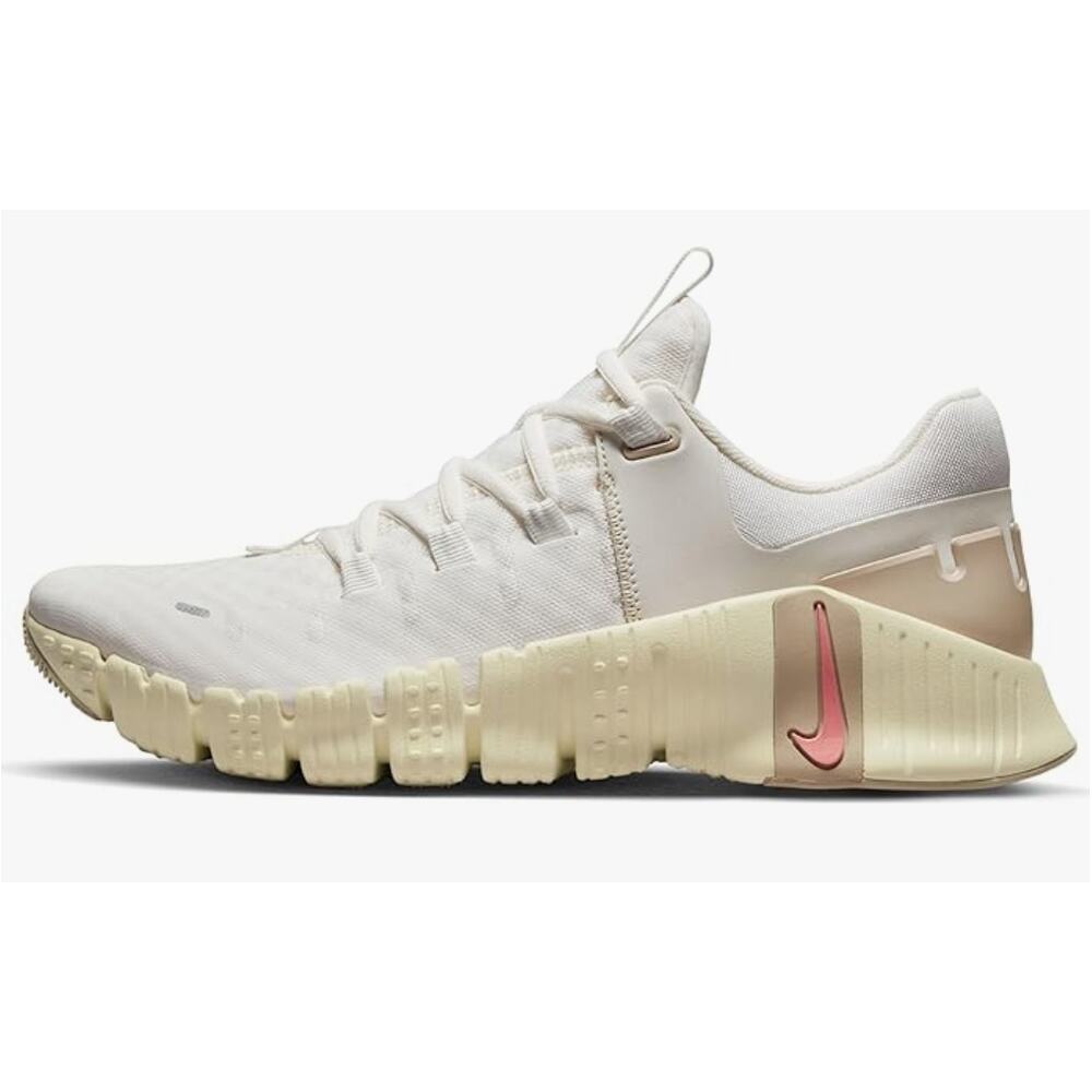 Nike Women's Women's Free Metcon 5Training Shoe, 9.5 US